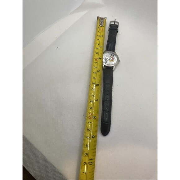 Walt Disney World Mens Watch: Mickey Through The Years (Limited Release) - Picture 8 of 10